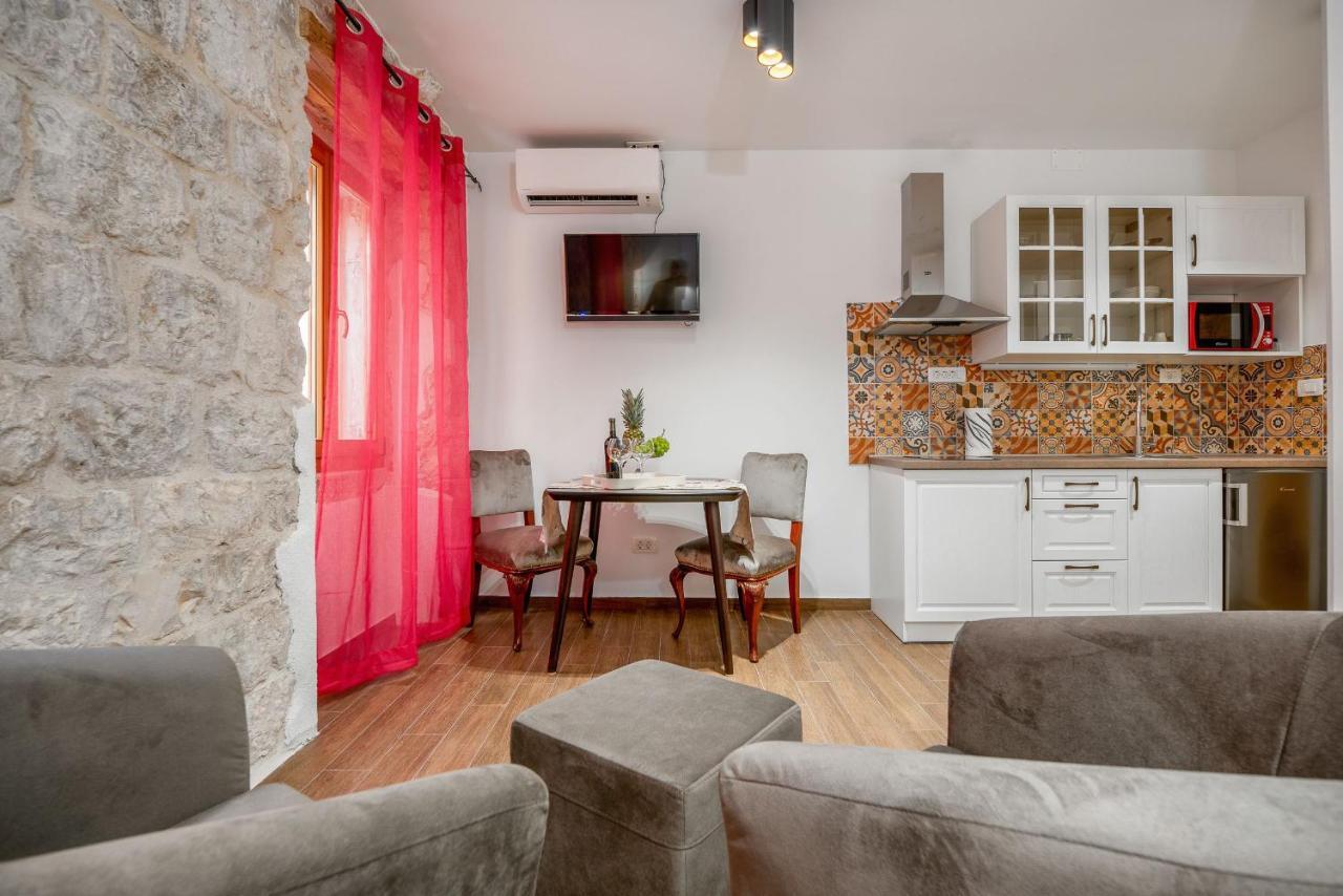 Апарт отель Vintage House Al Pozzo Хвар Экстерьер фото
